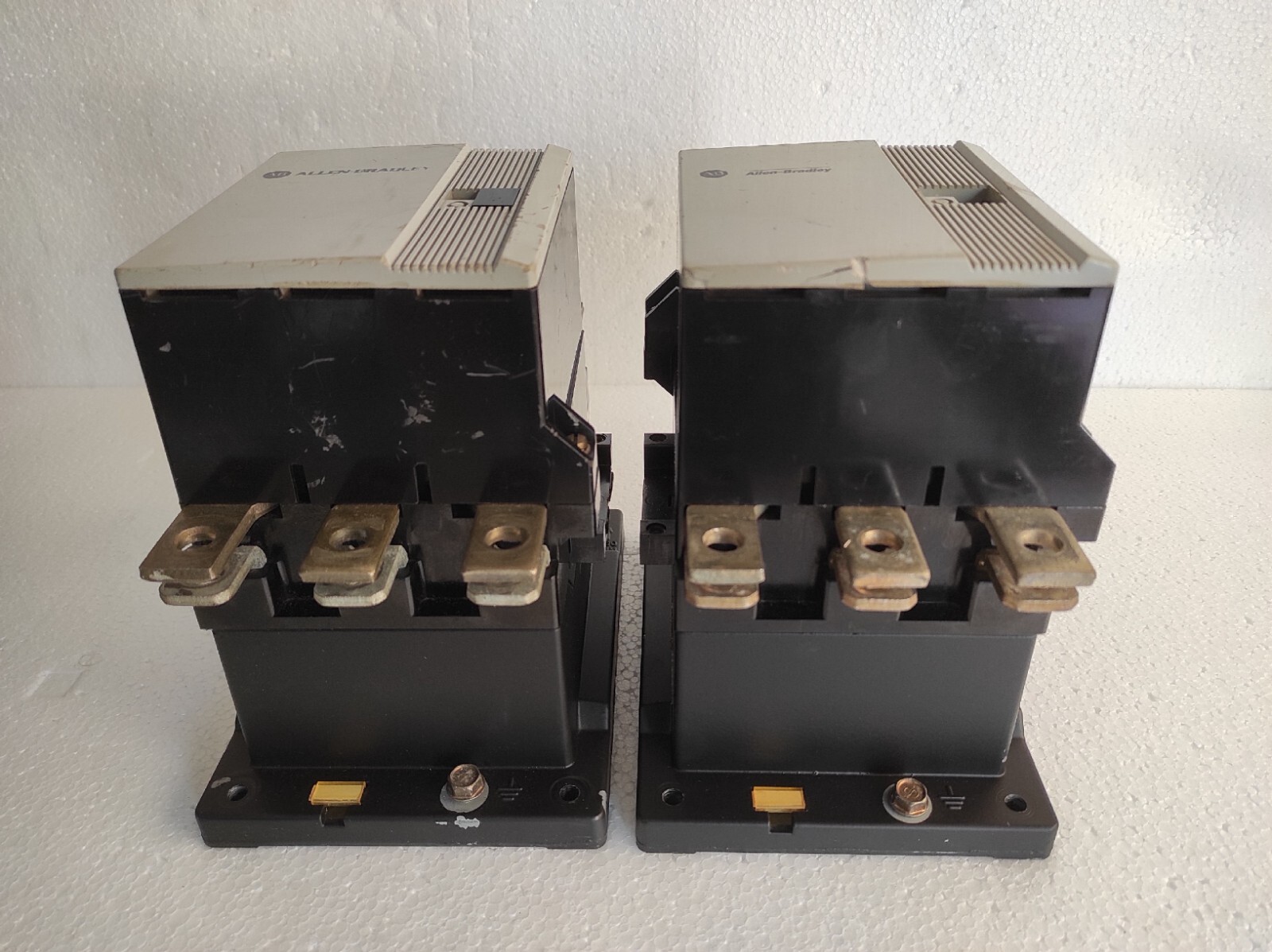 admin/uploads/uploads/AB Allen-Bradley 100-b180n_3 - 100-B180N_3 Ser B Magnetic Contactor_1.webp